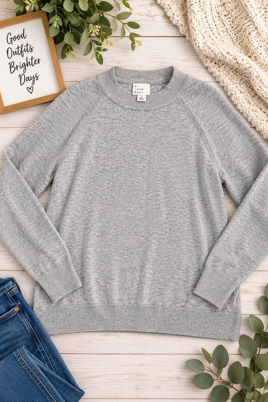 A New Day Women’s Large Gray Crew Neck Pullover Sweater Long Sleeve Soft Knit